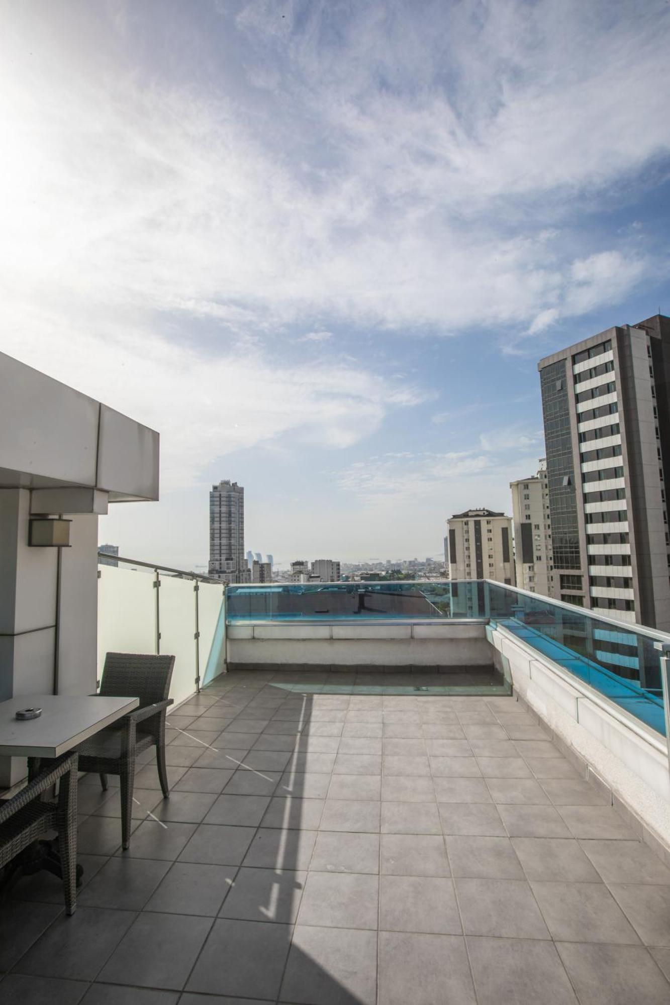 Ramada Encore Istanbul Kartal Extérieur photo